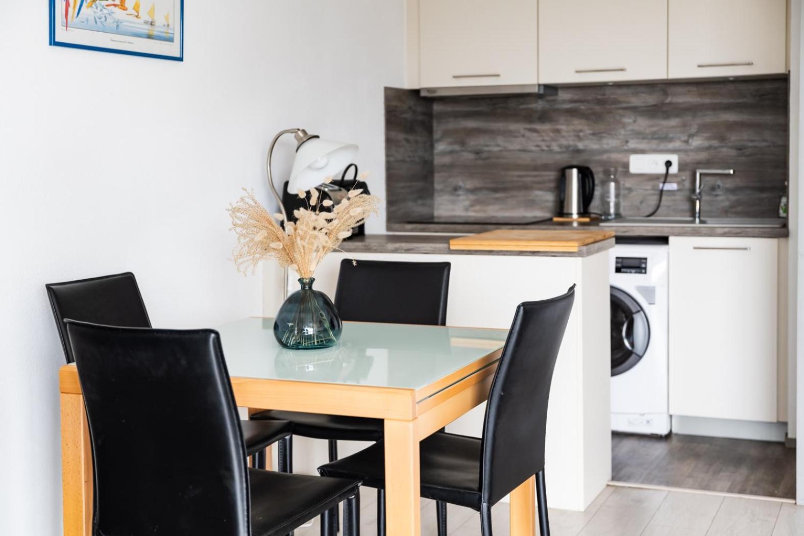 Apartment Aiguillon, 4 Pers, A 5min A Pied, Parking *