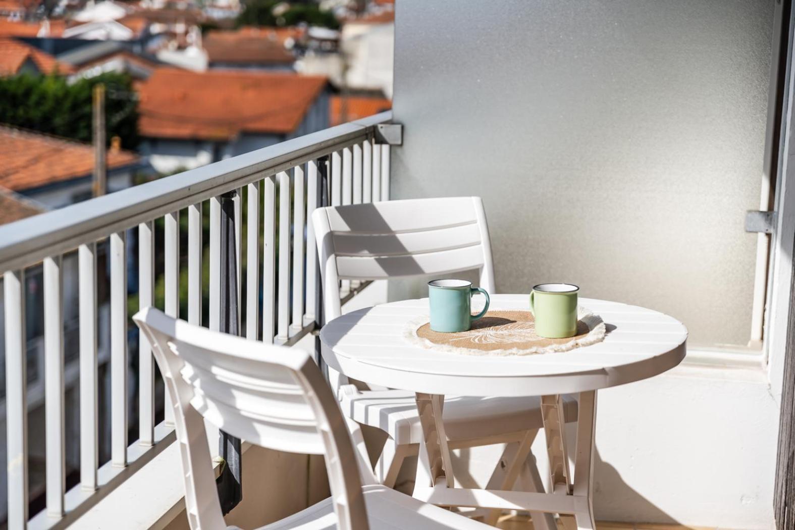 Aiguillon, 4 Pers, A 5min A Pied, Parking Apartment *