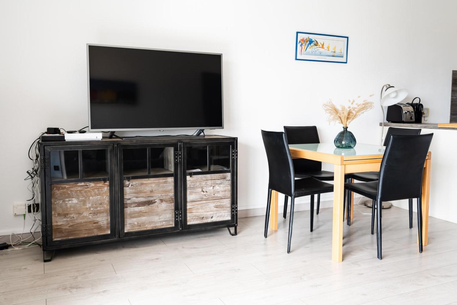 Aiguillon, 4 Pers, A 5min A Pied, Parking Apartment *